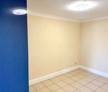 6 Bed End Terrace, Becmead Avenue, HA3 - Photo 3