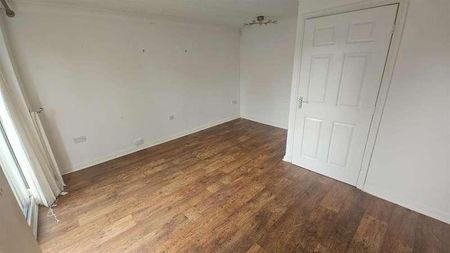 Birchington Avenue, Middlesbrough, TS6 - Photo 4