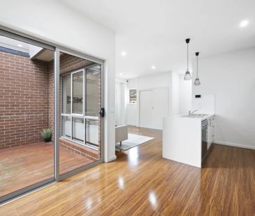 Style & Convenience - Photo 1