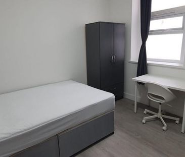 5 bedroom terraced house to rent - Photo 5