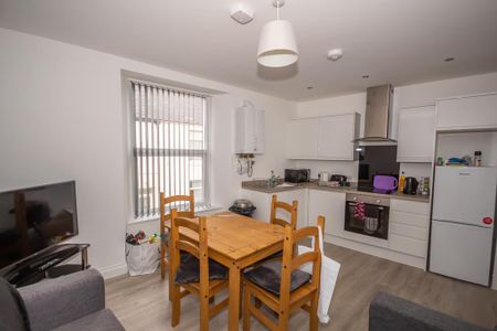 2 bedroom house share to rent - Photo 5