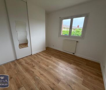 Location Maison 5 pièces 125m² CHATEAUROUX 36000 - Photo 2