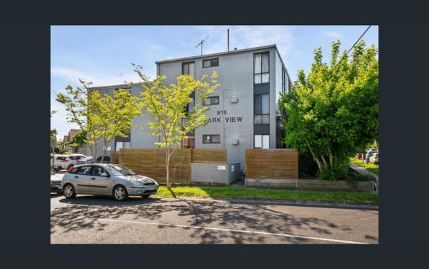 2/815 Mt Alexander Road, Moonee Ponds VIC 3039 - Apartment For Rent | Domain - Photo 1