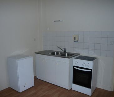 Maison T4 de 74 m² à LAVAL - Photo 2