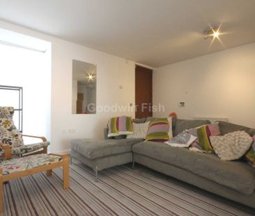 Bell Crescent, Manchester - Photo 2