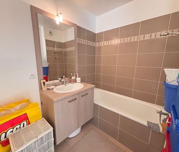 Location Appartement 3 pièces 58m² - Photo 4