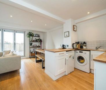 2 bedroom flat to rent - Photo 6