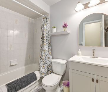 For Lease - 83 Winnegreen Court, Hunt Club - South Keys and Area, O... - Photo 1