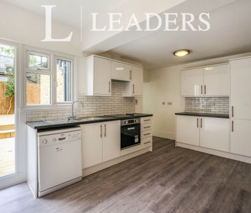 3 bedroom house to rent Keens Road, Croydon, CR0 - Photo 6