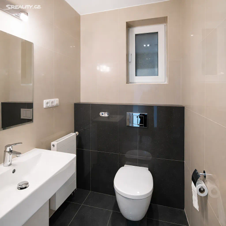 Pronájem bytu 2+kk 70 m² - Fotografie 3