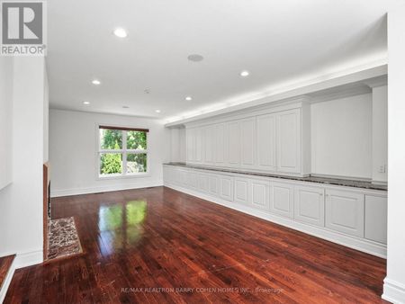 40 Old Colony Road, ON, Toronto (St. Andrew-Windfields) - Photo 4