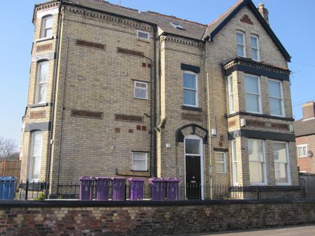 2 bedroom flat to rent - Photo 4