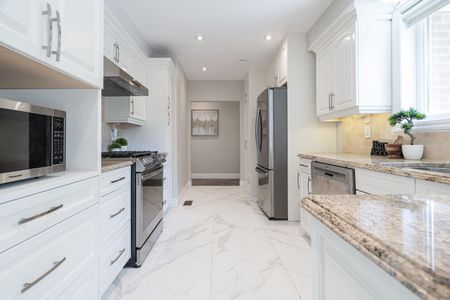 For Lease - 53 Heathview Avenue, Toronto, Ontario - Photo 5