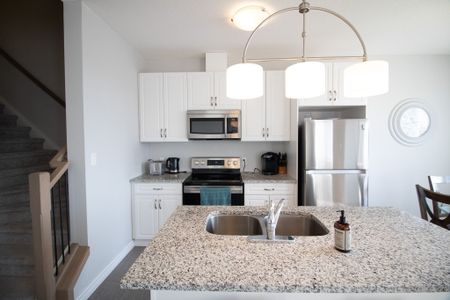 For Lease - 1866 Finley Crescent, London North, Ontario - Photo 4