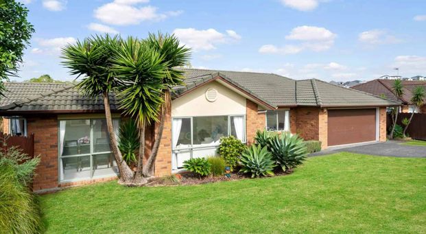 Spacious Family Home - Photo 1