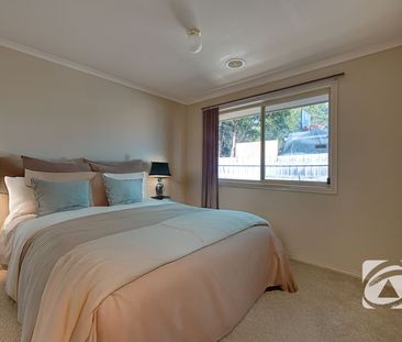 PERFECT FAMILY HOME - Photo 4