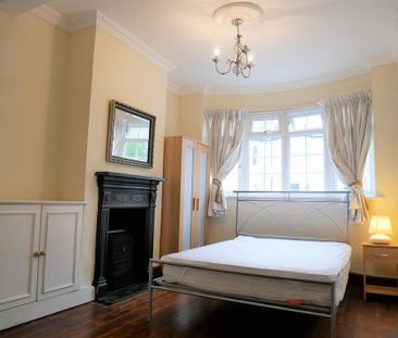 1 bedroom house of multiple occupation to rent - Photo 2