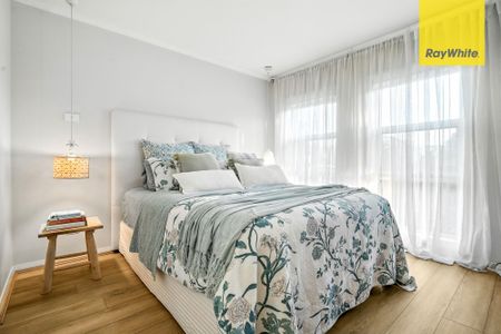 BEAUTIFULLY PRESENTED FAMILY HOME!!! - Photo 3