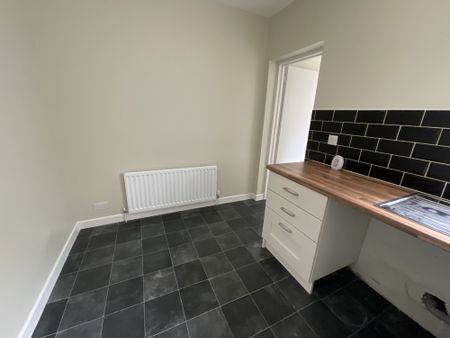 9 Ainsworth Drive, Belfast, BT13 3EJ - Photo 3