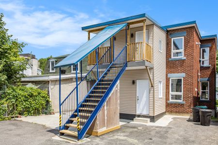 For Lease - 258 Park Street Unit# 2, Vanier and Kingsview Park, Ontario - Photo 4