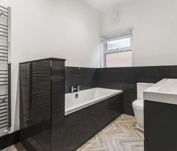 5 bedroom detached house to rent - Photo 6