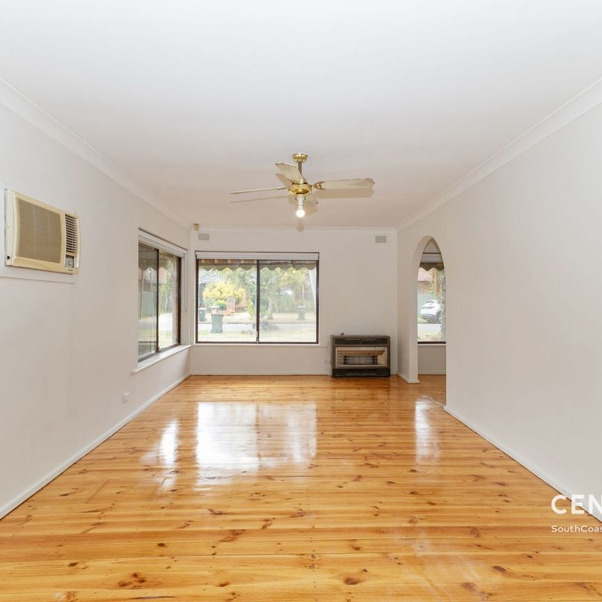 Spacious 3-Bedroom Family Home on Generous 680sqm Block - Photo 1