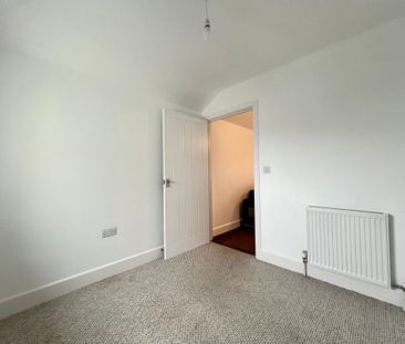 2 bed apartment to rent in Warbro Road, Torquay, TQ1 - Photo 6