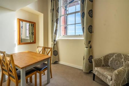 2 bedroom maisonette to rent - Photo 3