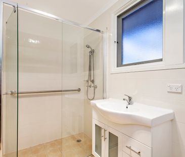 26 Jalanga Crescent, Aranda ACT 2614 - House For Rent | Domain - Photo 5