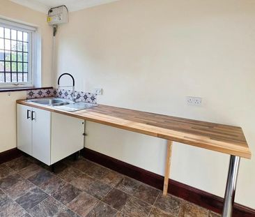 4 bedroom detached house to rent - Photo 4