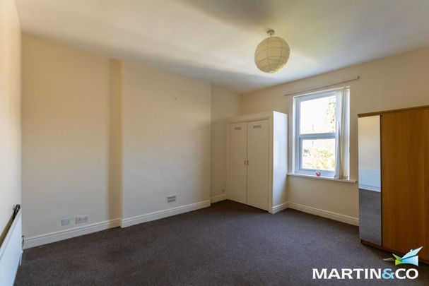 3 bedroom flat to rent - Photo 1