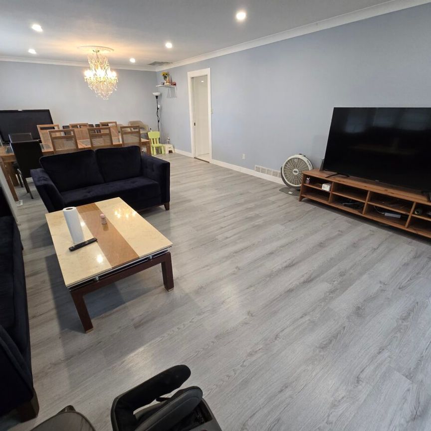 Spacious Country Living in Abbotsford - Photo 1