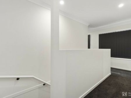 Gorgeous, spacious and centrally located! - Photo 3