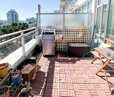 Fully Furnished 2 Bed Condo | Central Vancouver | Gym | Pets Ok - Photo 4