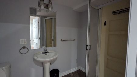 For Lease - 669 Zermatt Drive, Waterloo, Ontario - Photo 5