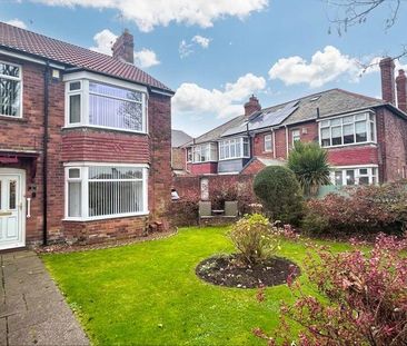 3 bed terraced house to rent in NE64 - Photo 3