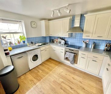 2 bedroom flat to rent - Photo 6