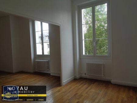 Location Appartement 4 pièces 102m² ALENCON 61000 - Photo 2