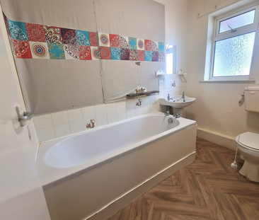 1 bedroom flat to rent - Photo 6