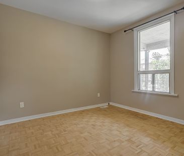 For Lease - 367 Westmoreland Avenue Unit# Main, Toronto, Ontario - Photo 4
