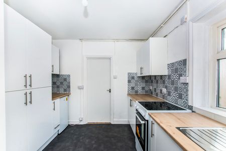 2 bedroom apartment to rent Prince Alfred Avenue, Skegness, Lincolnshire, PE25 - Photo 4