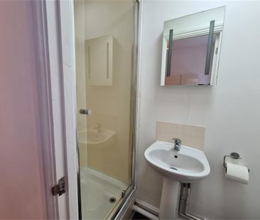 Flat 1, 26 Newmarket Road, Cambridge - Photo 4