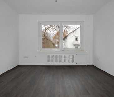 Wunderschön renovierte Wohnung mit modernem, neuen Bad anmieten - Photo 3