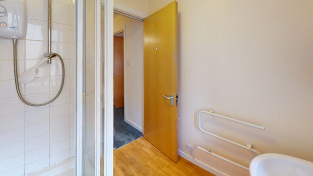 Student Properties to Let - Photo 1