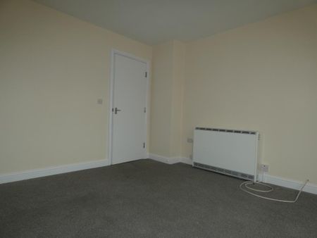 6 bedroom property to rent - Photo 3