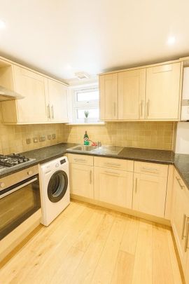 Room in a Shared Flat, Oxbow Mansion, SE10 - Photo 1