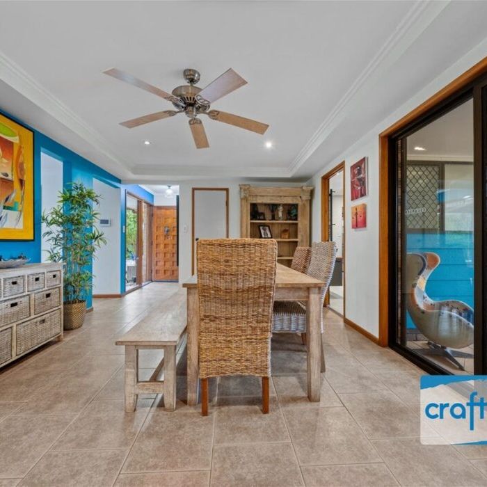 Charming and Spacious House for Rent in Beautiful Greenbank Community! - Photo 1