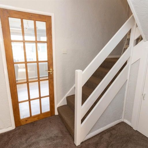3 Bedroom House - End Terrace - Photo 1