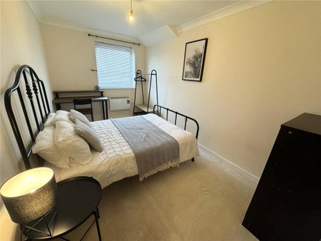 2 bedroom apartment to rent - Photo 5