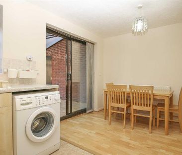 3 bedroom detached house to rent - Photo 6